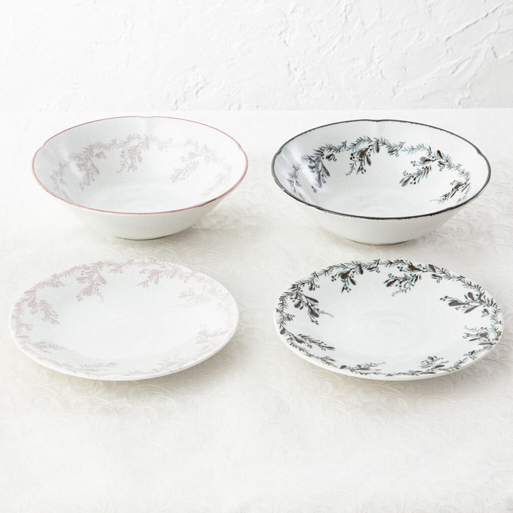 【クリスマスの食卓を彩る！アンティーク調の美濃焼シリーズ】